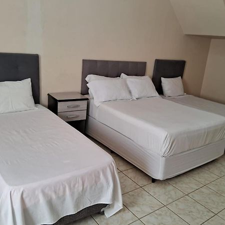 Casa Santa Amelia C/ Garagem Villa São Roque Eksteriør billede